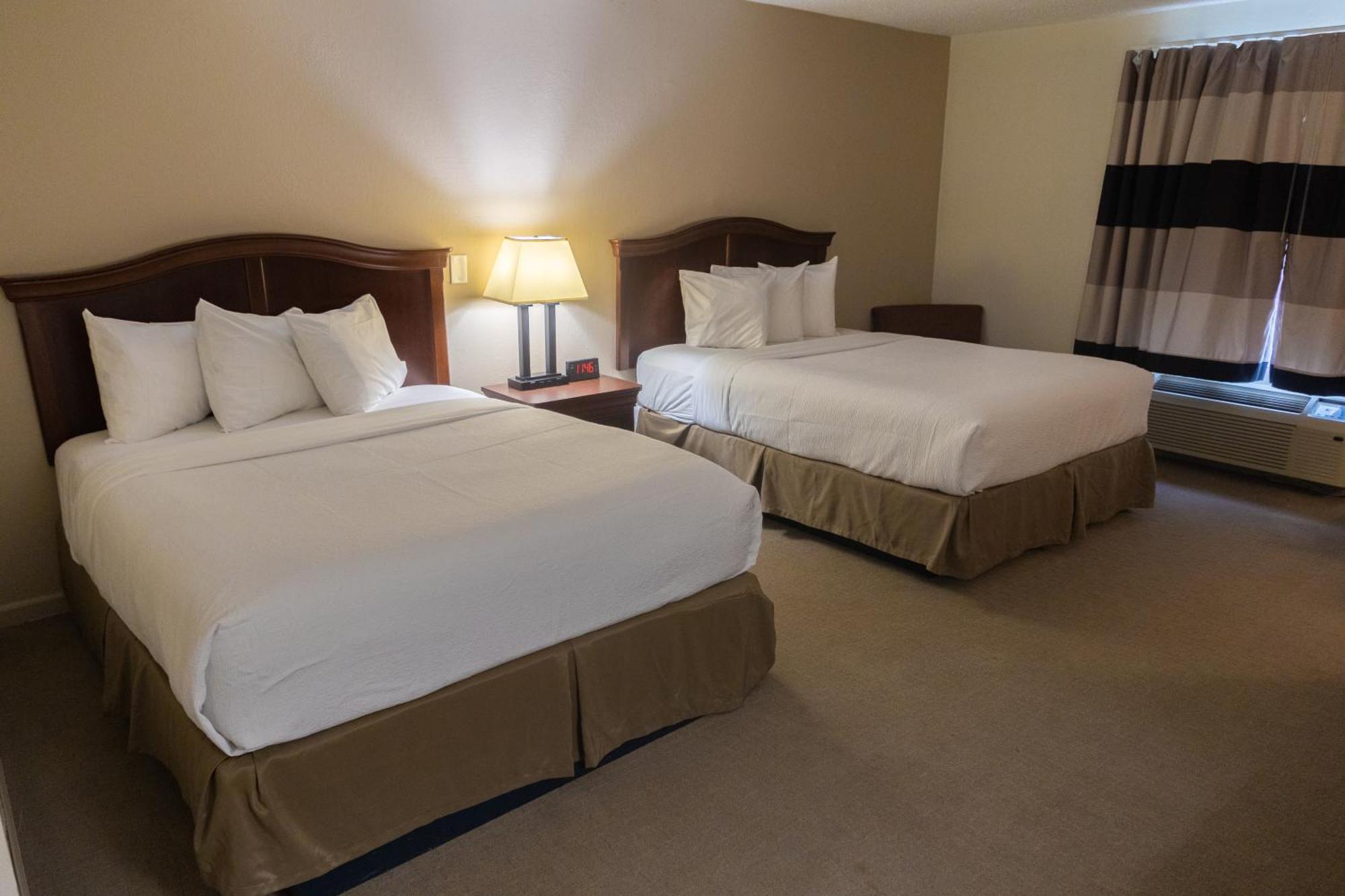 Cottonwood Suites Savannah Hotel & Conference Center Pooler Exterior foto