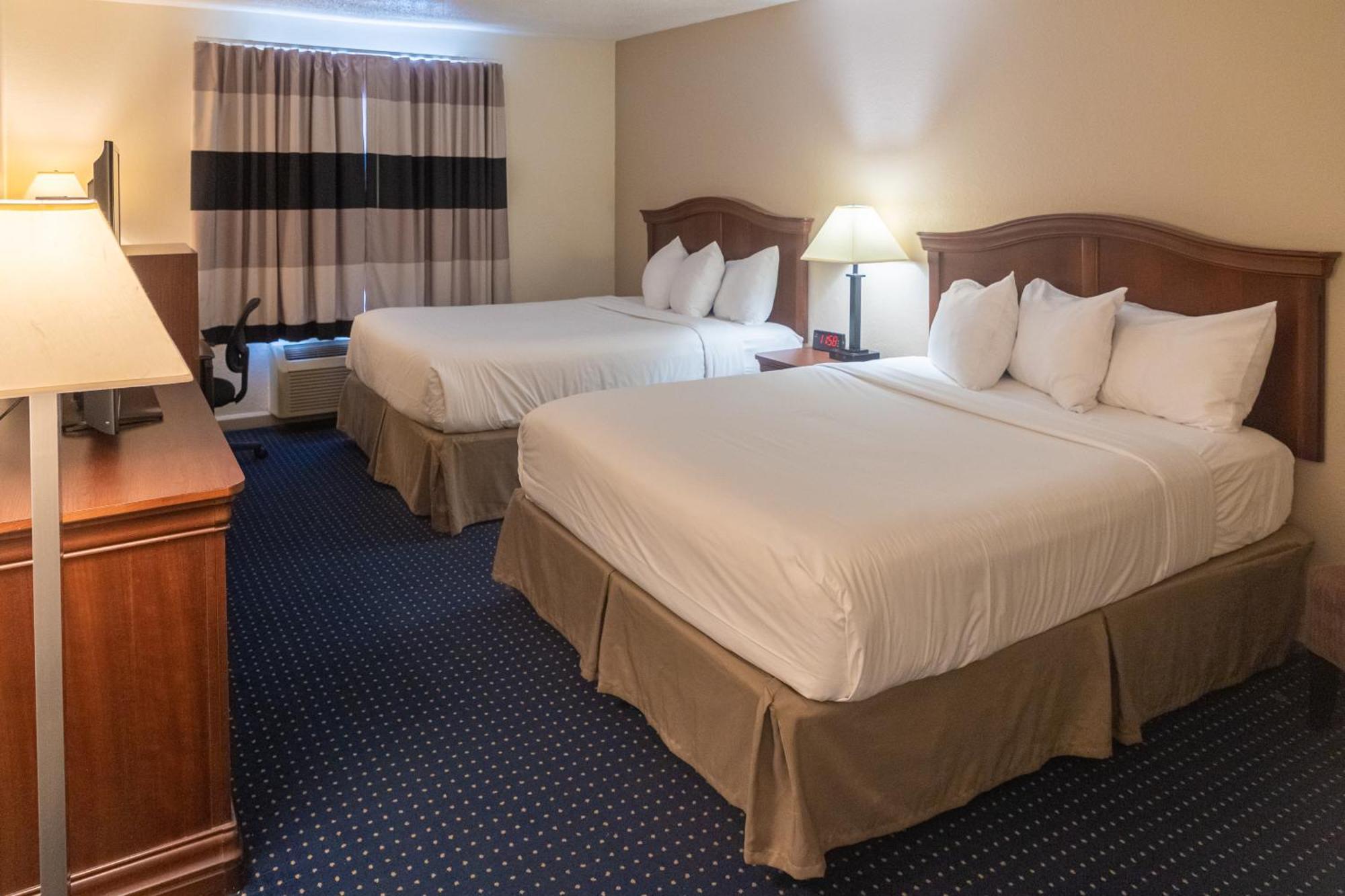 Cottonwood Suites Savannah Hotel & Conference Center Pooler Exterior foto